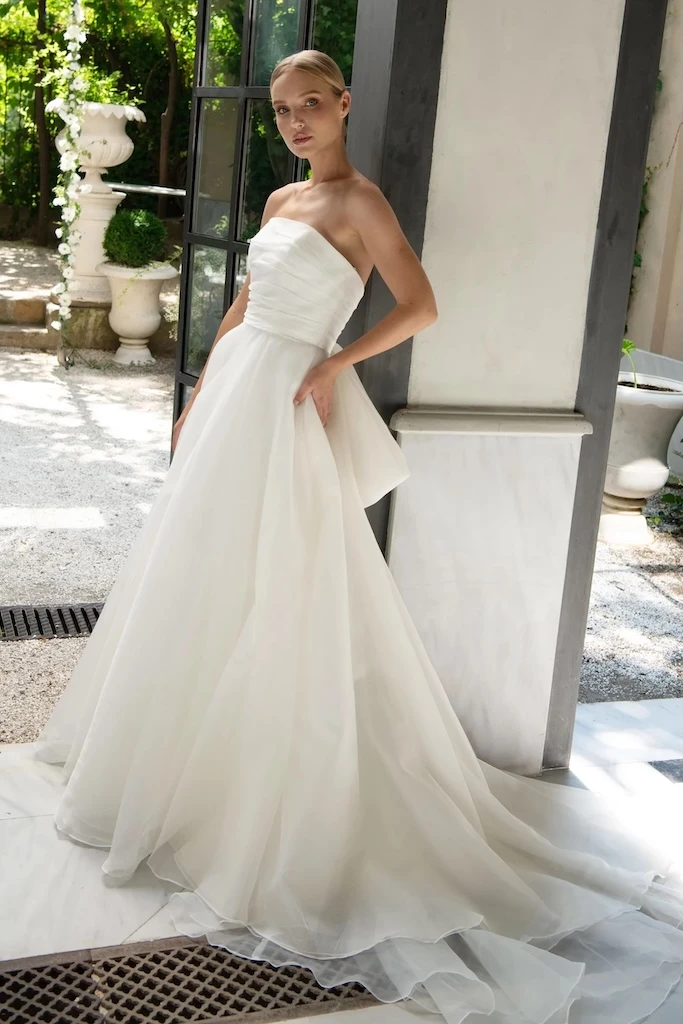Antonio Gual wedding gowns