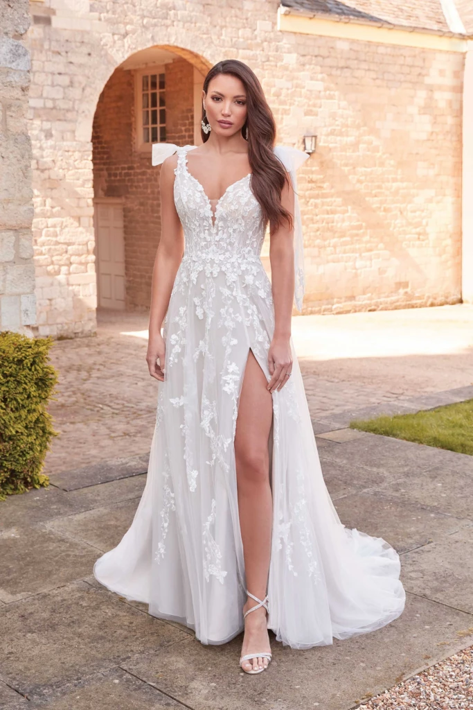 Sincerity by Justin Alexander wedding gowns